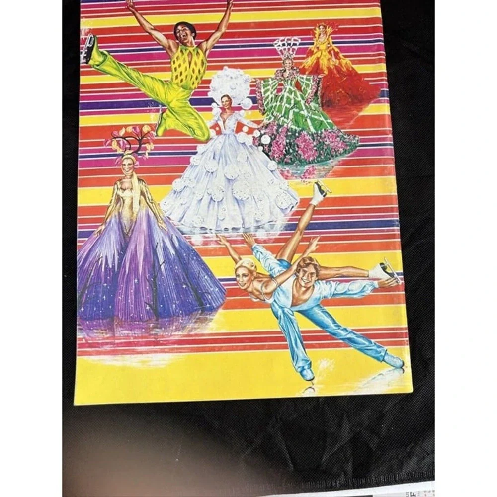 VINTAGE HOLIDAY ON ICE‎ AND ICE CAPADES PROGRAM LOT OF 6 (569)